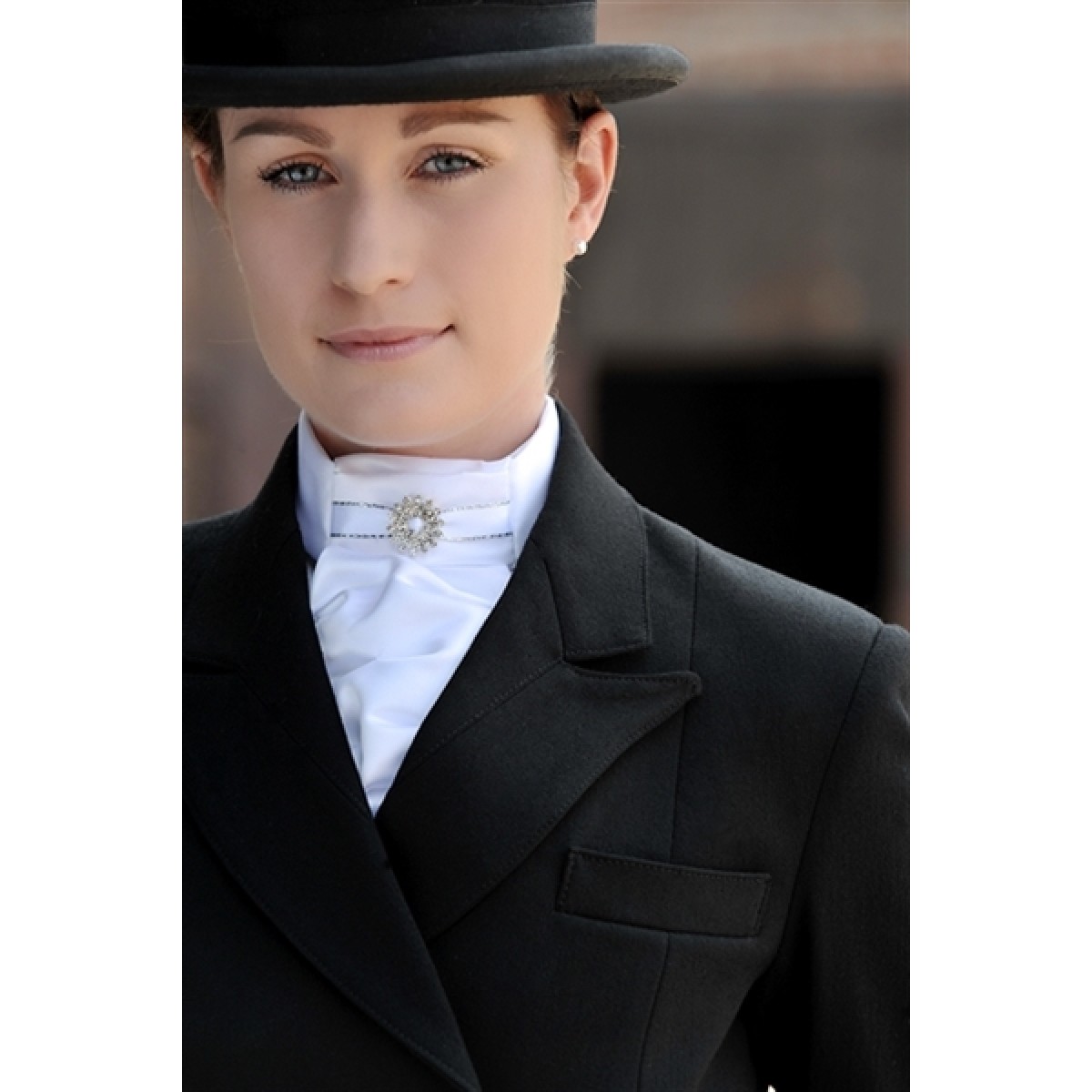 ShowQuest Plastron Regency V